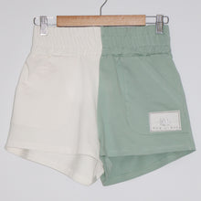 Load image into Gallery viewer, Flaxton Shorts front view