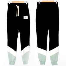 Load image into Gallery viewer, Otaki Trackie two views