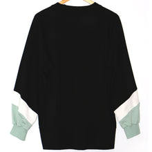 Load image into Gallery viewer, Piopio Sweat Top rear view