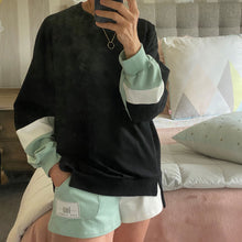 Load image into Gallery viewer, Piopio Sweat Top look 3